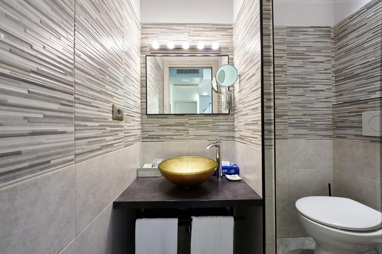 Room 230 Roma Luxury Suites Kültér fotó